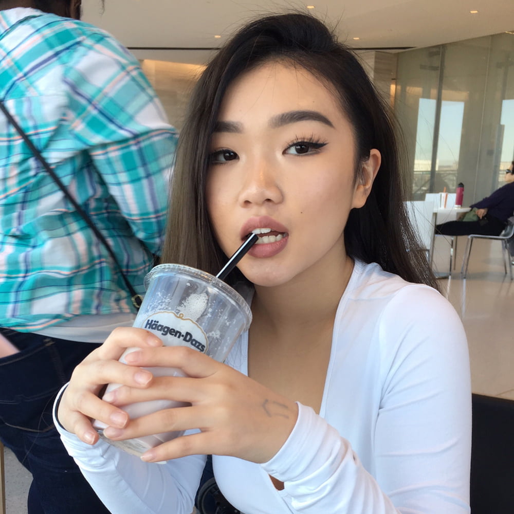 インスタ映えする18歳
 #100325687