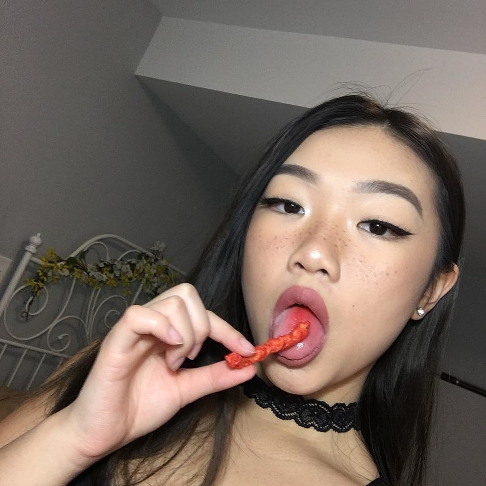 Insta Babe 18 #100325851