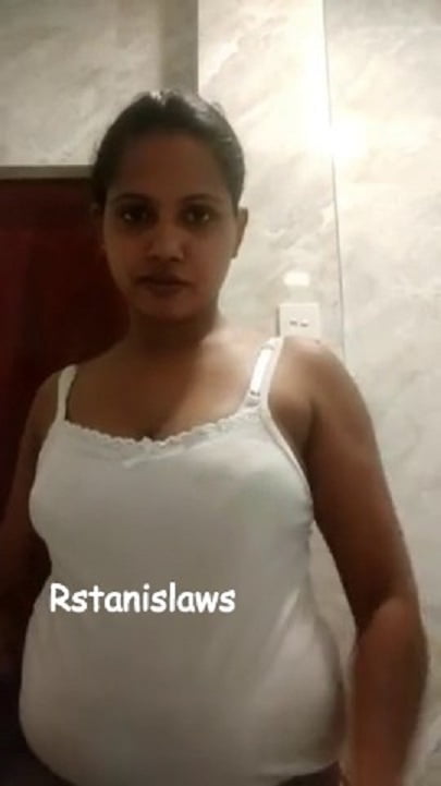 Sri Lankan Aunty Getting Nude at Barth room #79705681
