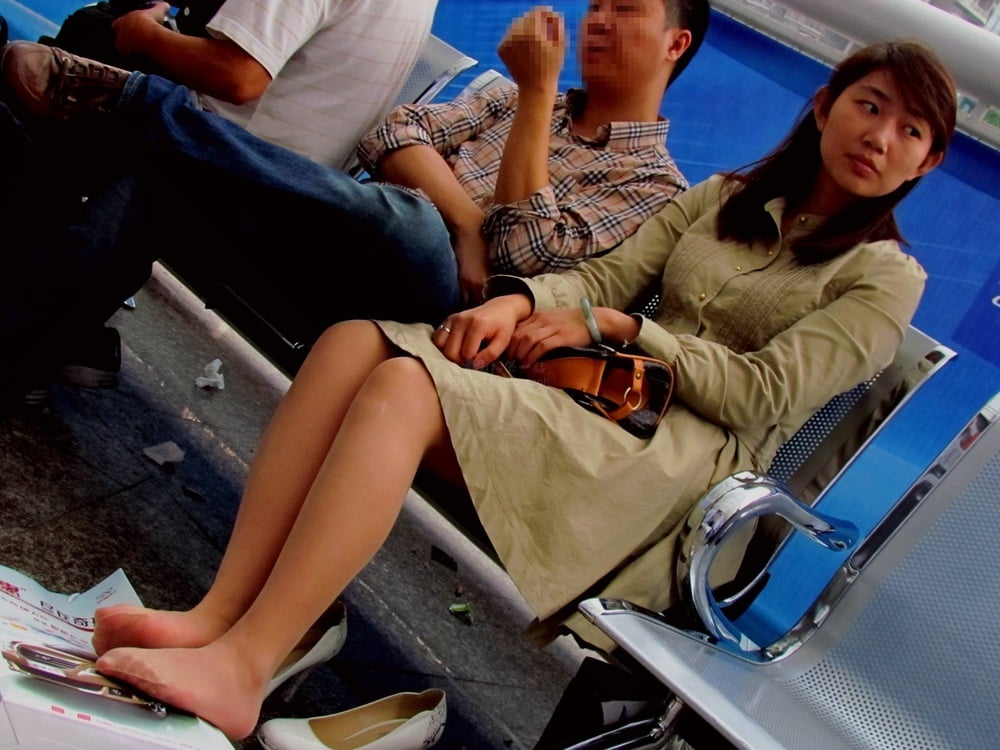 Street Pantyhose - Unaware Asians on the Street #104196720