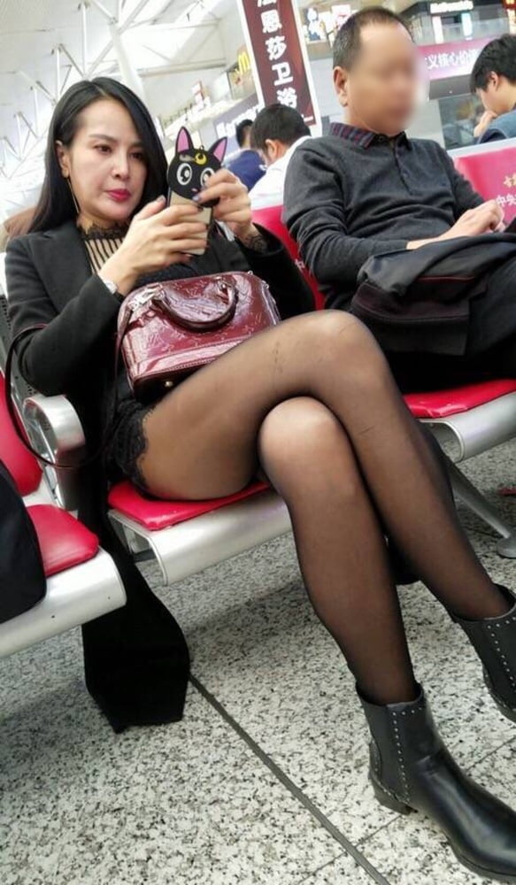 Street Pantyhose - Unaware Asians on the Street #104196722