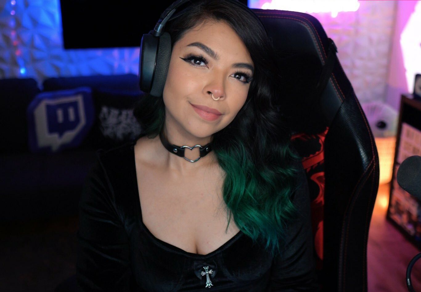 Aileen Senpai desnuda #108105253