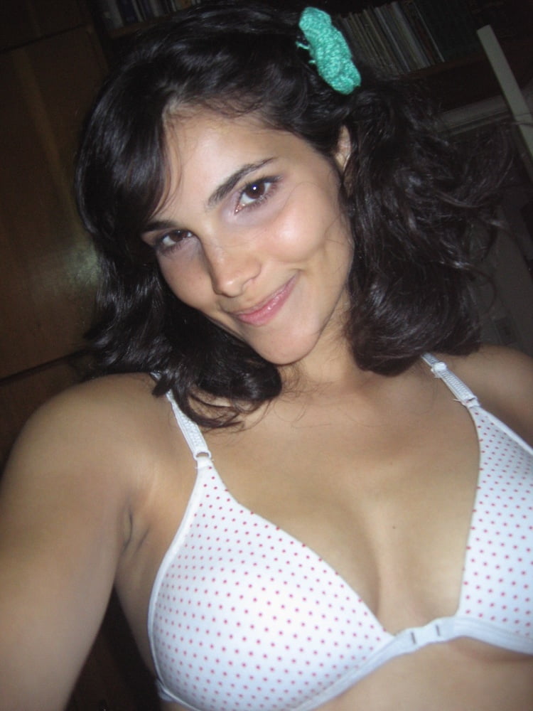 Brunette #103839205