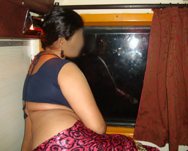Mi favorito desi tías
 #106356348