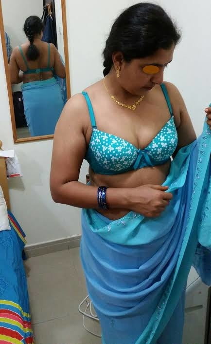 Mi favorito desi tías
 #106356983