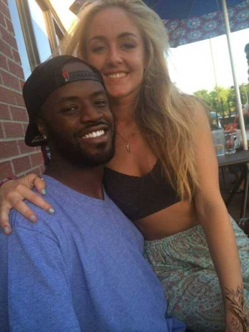 異人種間のカップル....
 #101091513