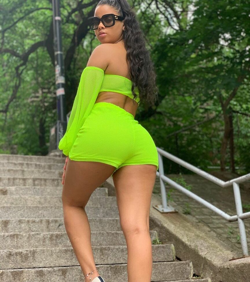 Rosairis desnuda #108266662