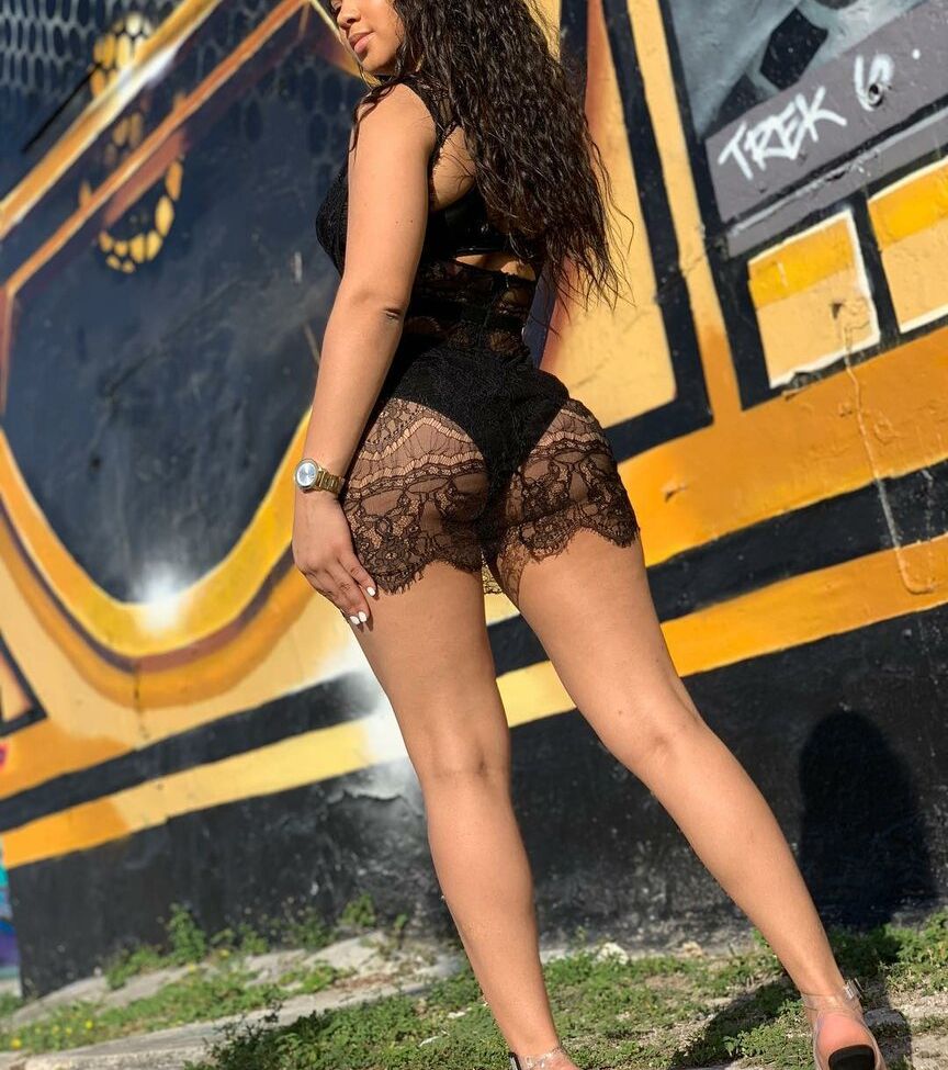 Rosairis desnuda #108266668