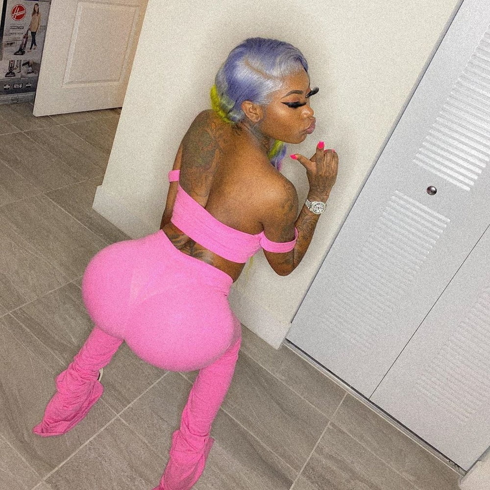 Chicas astutas (76)
 #79888941