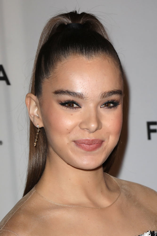 Jerk For Hailee Steinfeld #104093172