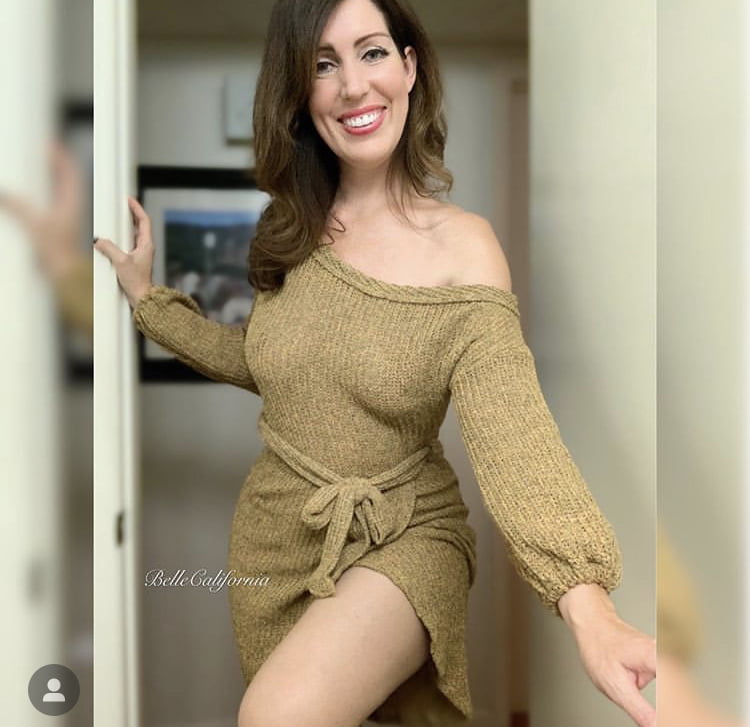 Braless cuties
 #102238381