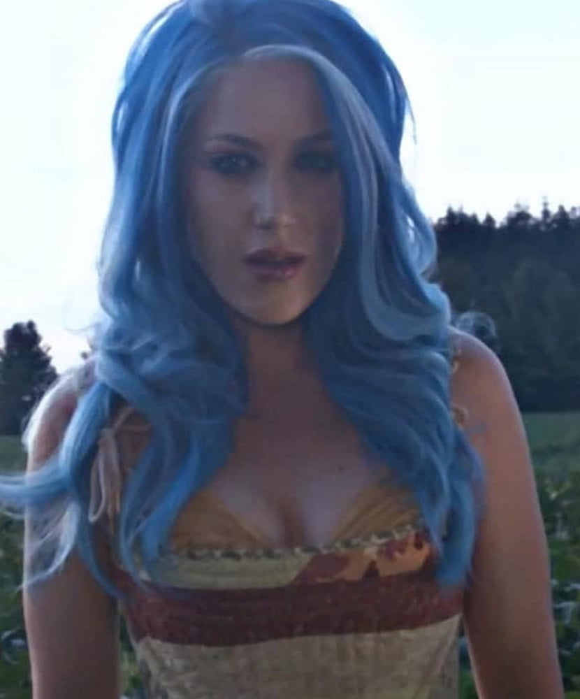 Alissa White-Gluz #97855135