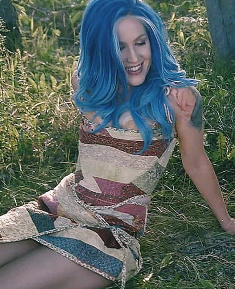 Alissa weiß-gluz
 #97855180