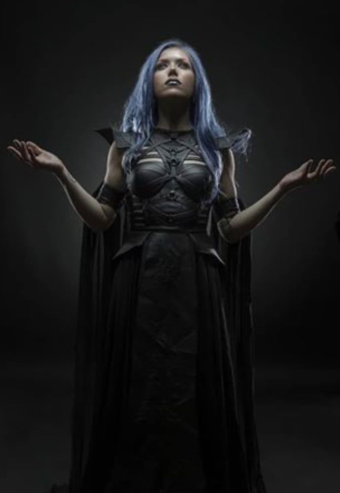 Alissa weiß-gluz
 #97855204