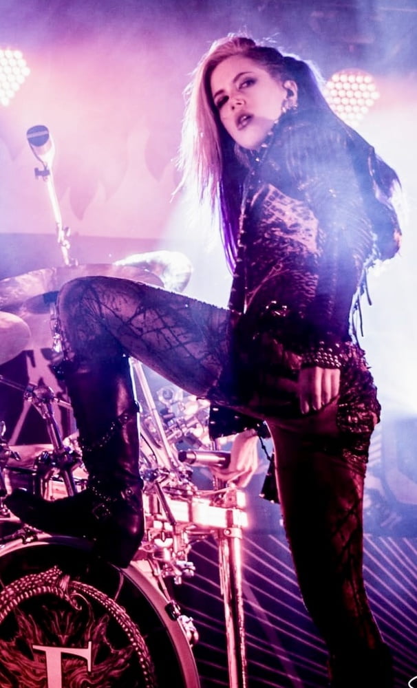 Alissa White-Gluz #97855284