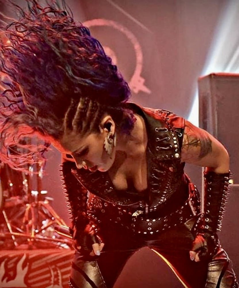Alissa white-gluz
 #97855290