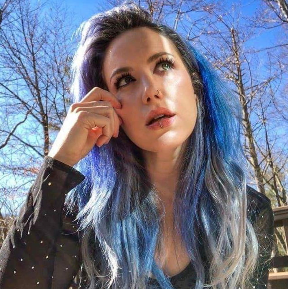Alissa White-Gluz #97855430