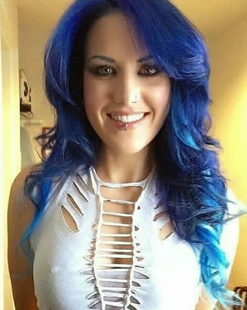 Alissa White-Gluz #97855446