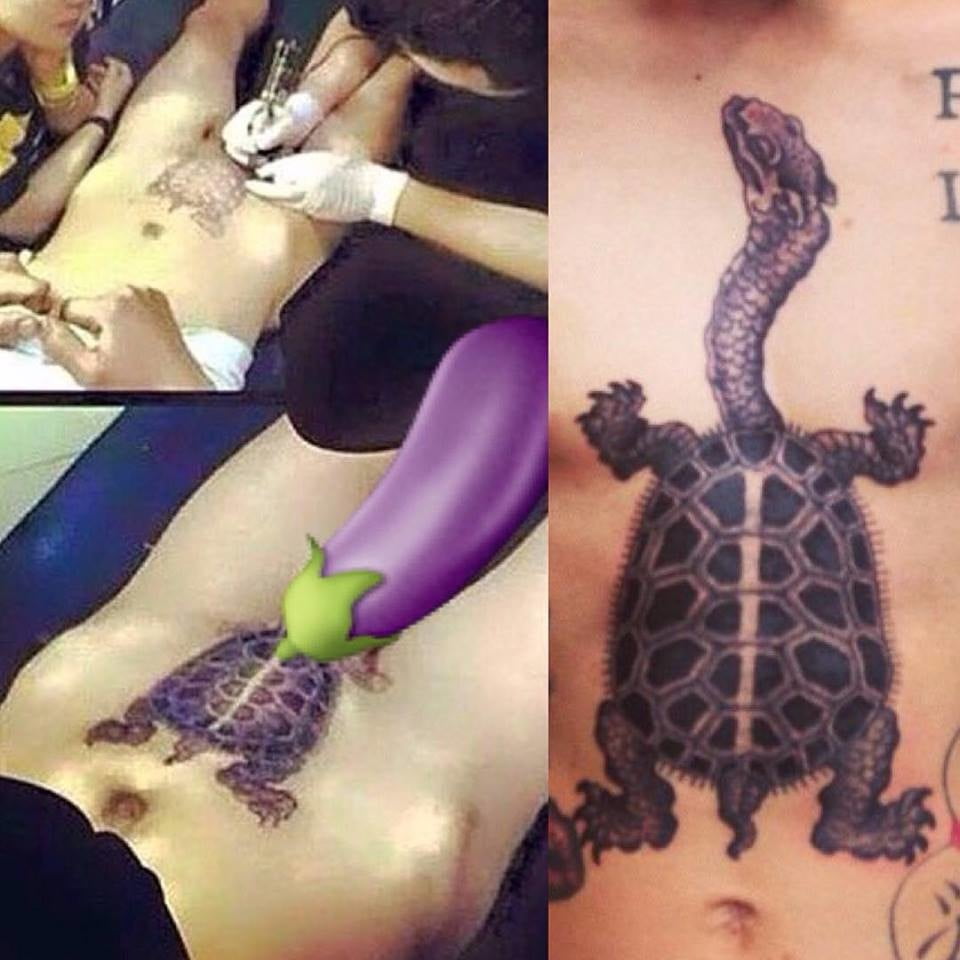 Tatuajes de pollas y coños.
 #90907077