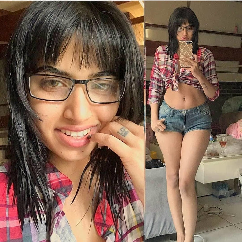 Modelo indio (twinkle kapoor)
 #82163665