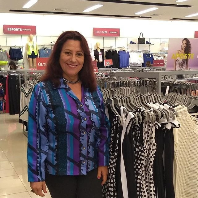 Mujer madura
 #91952200