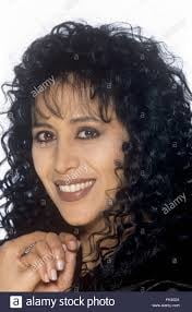 Ofra haza
 #89905082