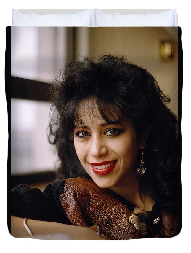 Ofra haza
 #89905117