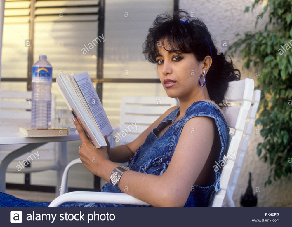 Ofra haza
 #89905122