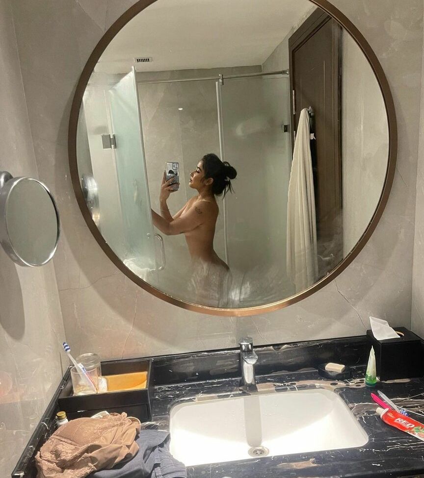 Sofia Ansari desnuda #109120153