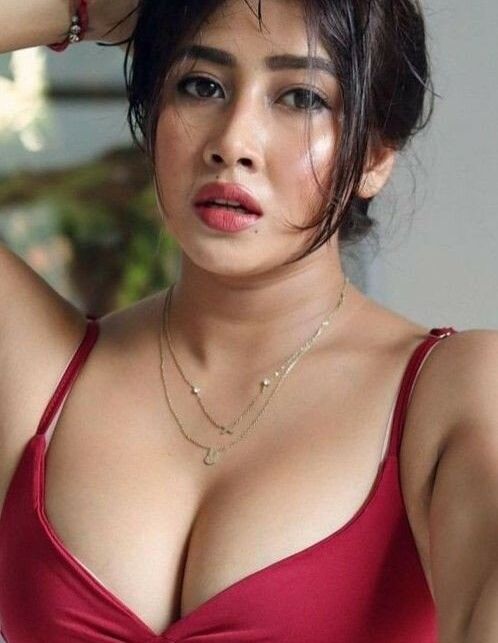 Sofia Ansari desnuda #109120189