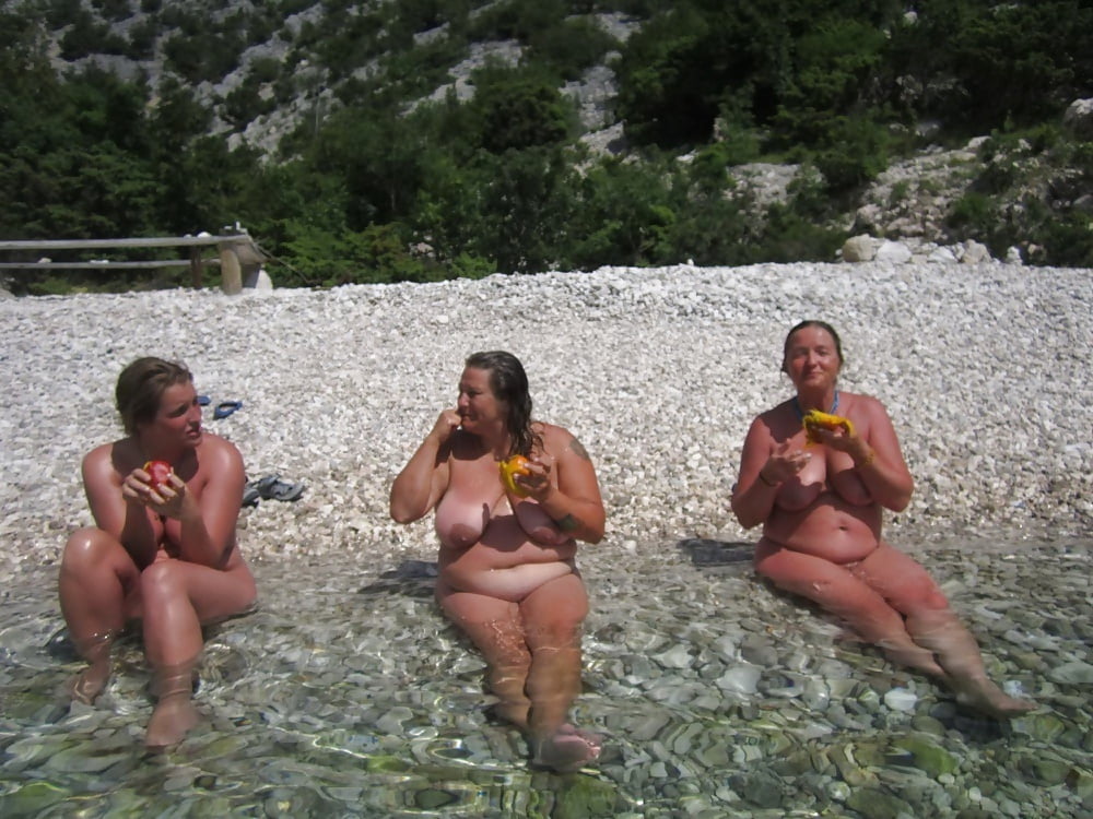 Dicke auf Kreta #80300977