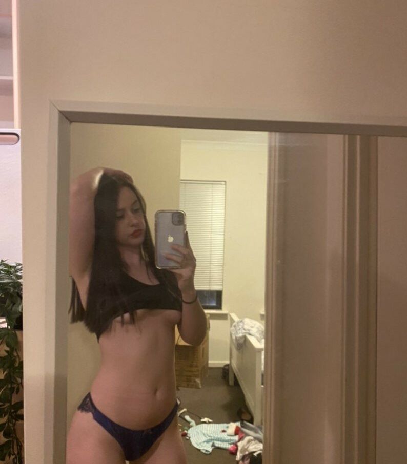 Normal Girls Like GF desnuda #108026150