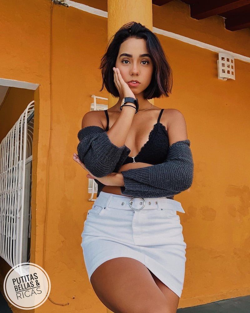 女性の写真 (18)
 #80066417