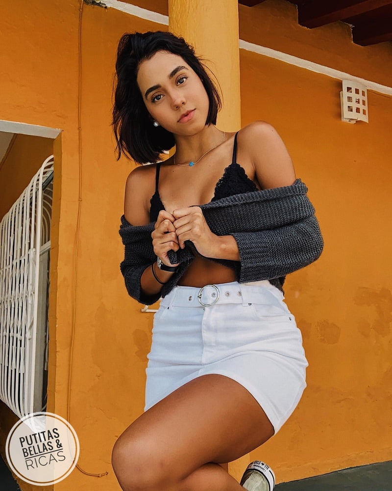 女性の写真 (18)
 #80066423