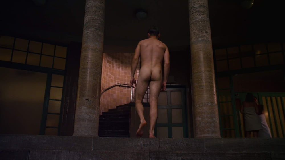 Male celebrity Max Riemelt totally nude vidcaps #106783097