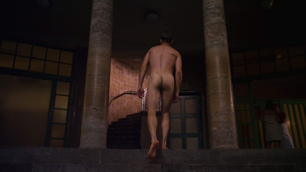 Male celebrity Max Riemelt totally nude vidcaps #106783098
