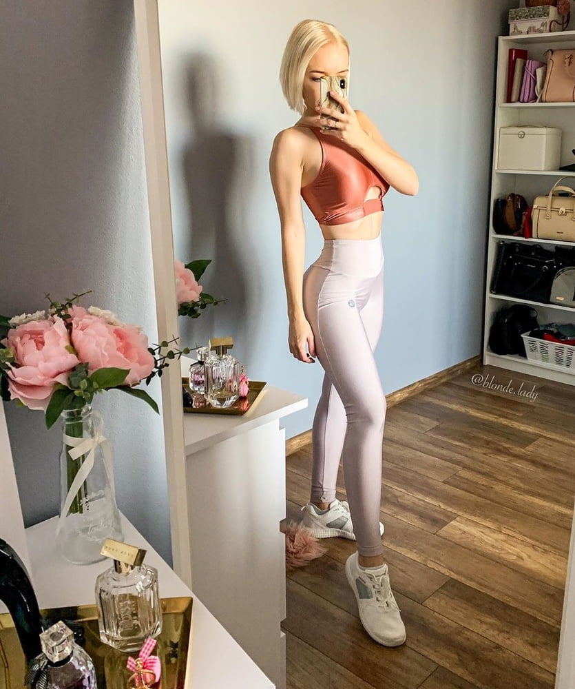 Hot ukrainischen gril, die doppelte anal zeigt ihren Körper mag 1
 #88684848