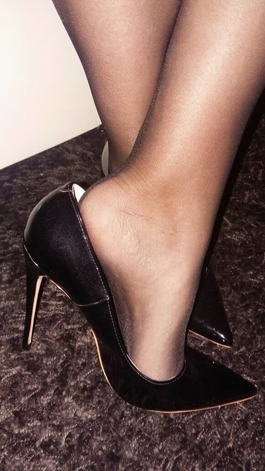 world of heels #81295969