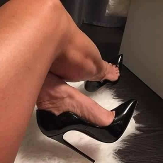 world of heels #81296006