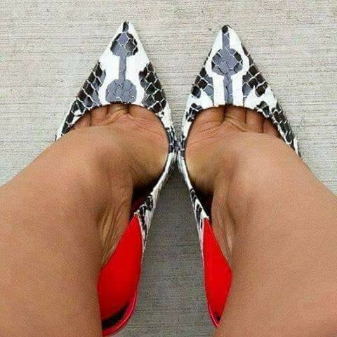 world of heels #81296009