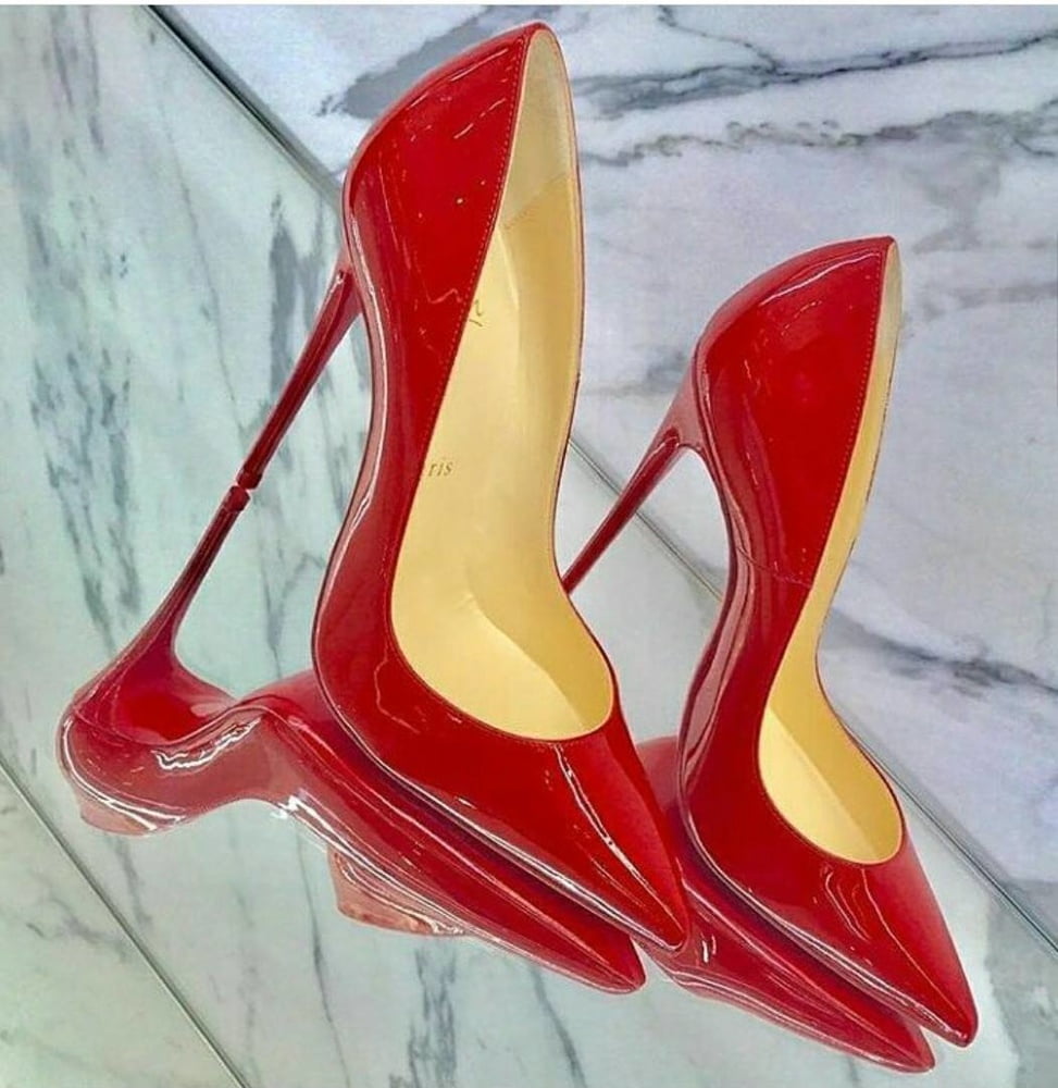 world of heels #81296059