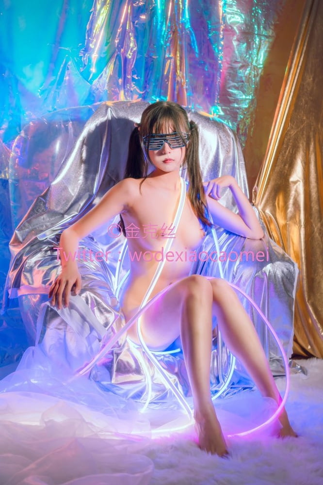 Asiática adicta 108
 #90206819