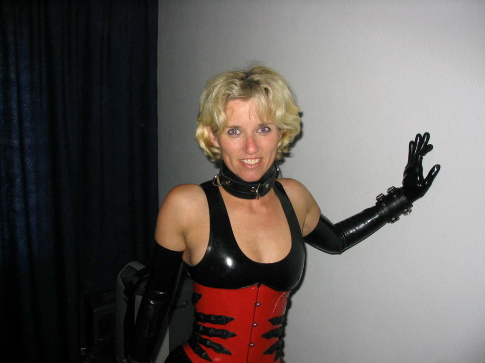 Netherlands BDSM Swinger wife #98338129