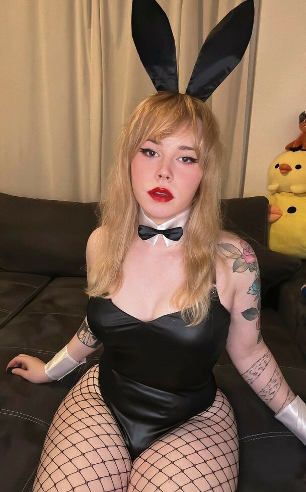 Meowriza desnuda #109773162