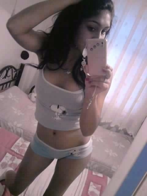 Chica deli deli
 #81074226