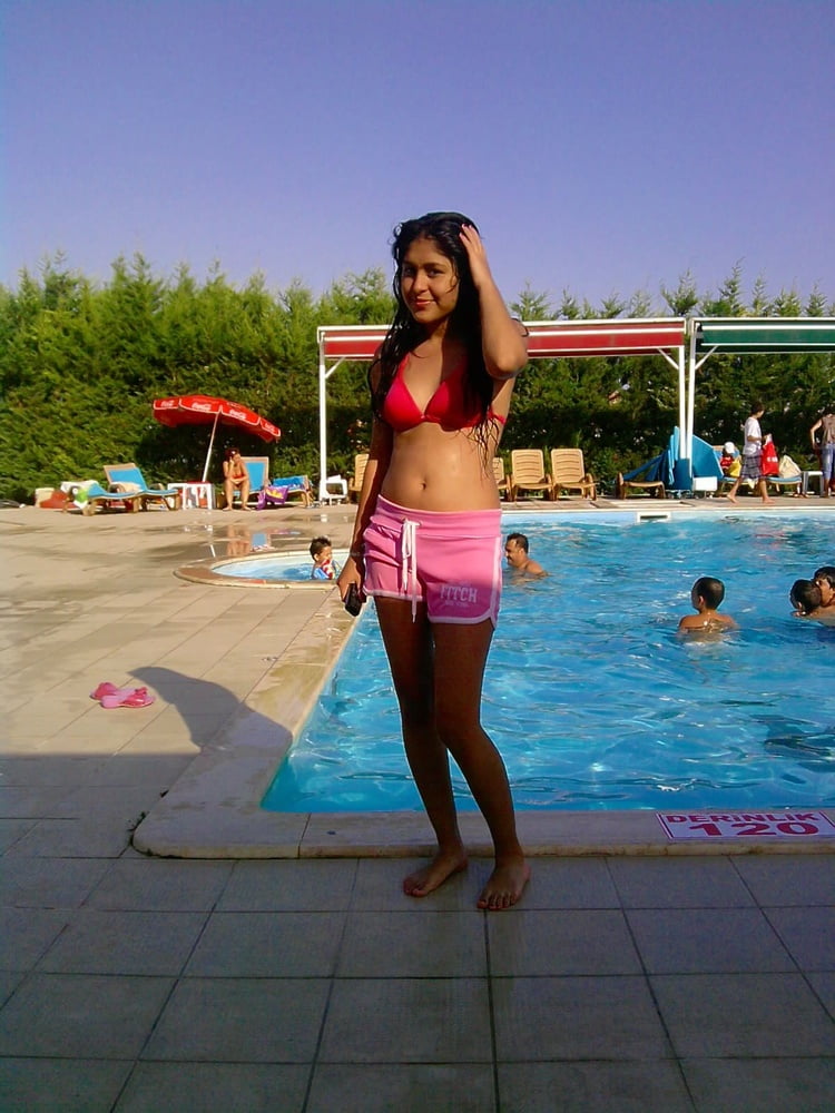 Chica deli deli
 #81074232