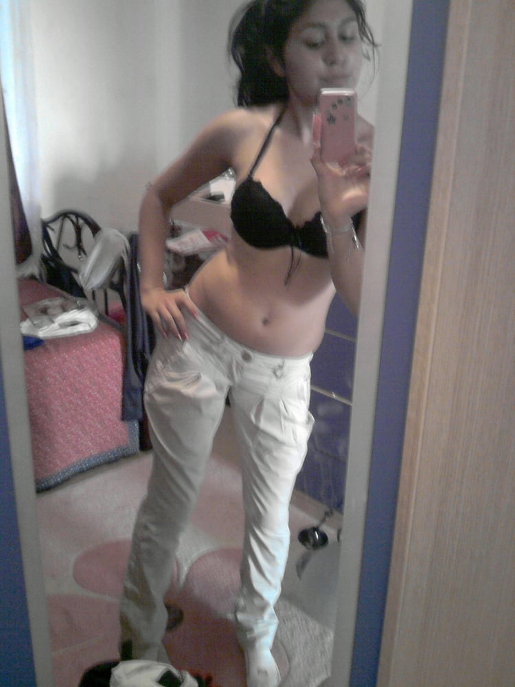 Chica deli deli
 #81074265