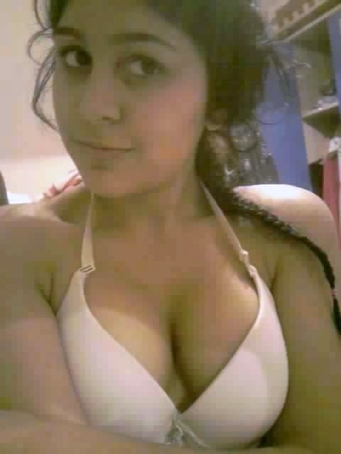 Chica deli deli
 #81074372