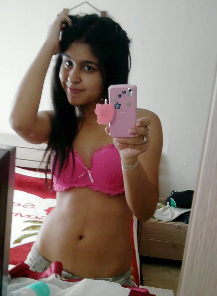 Chica deli deli
 #81074393