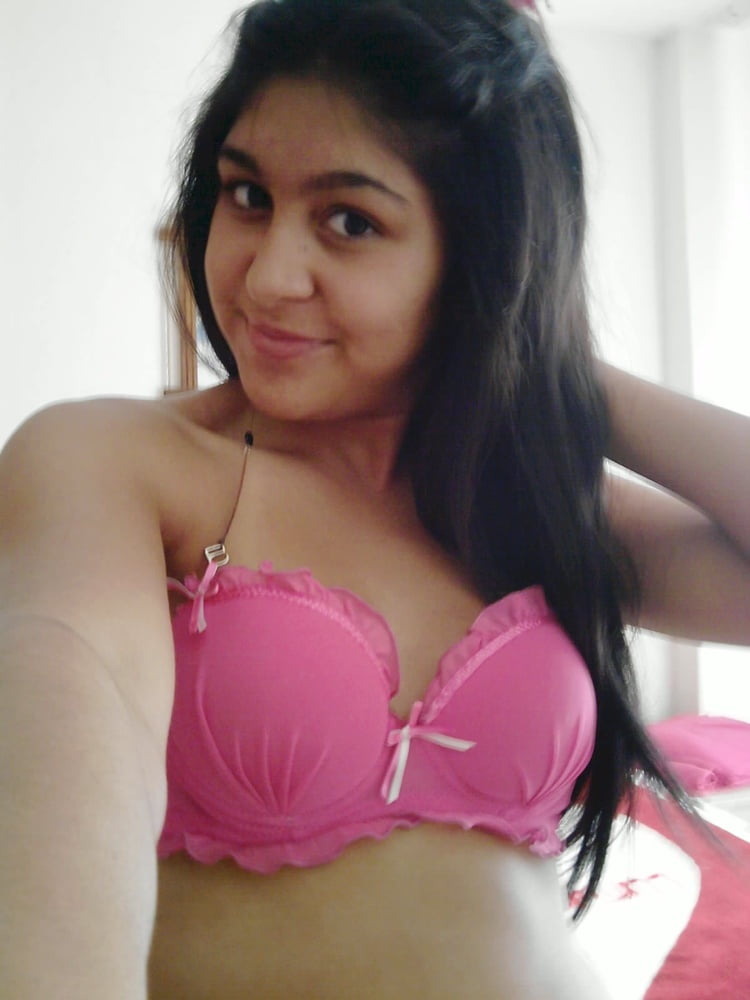 Chica deli deli
 #81074411